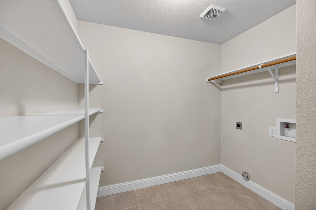 2215 Splendor Court - Photo 22