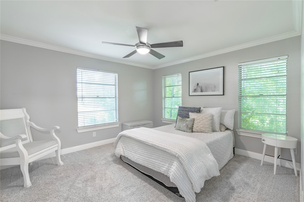 6455 Waverly Way - Photo 12