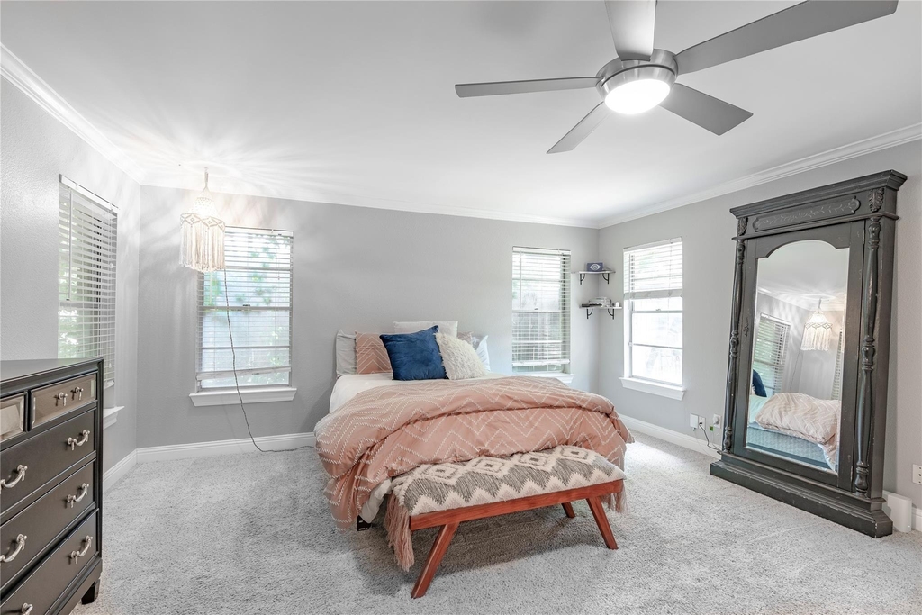 6455 Waverly Way - Photo 8