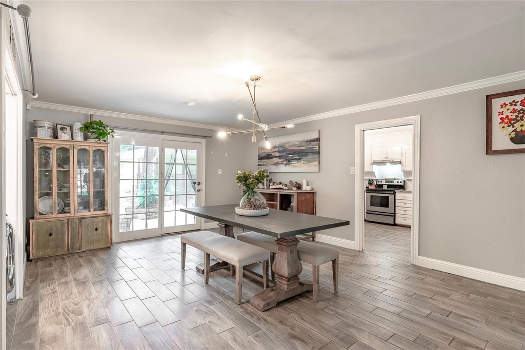 6455 Waverly Way - Photo 6