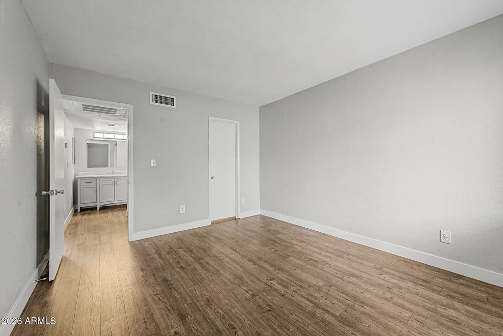 4554 E Paradise Village Parkway N - Photo 18