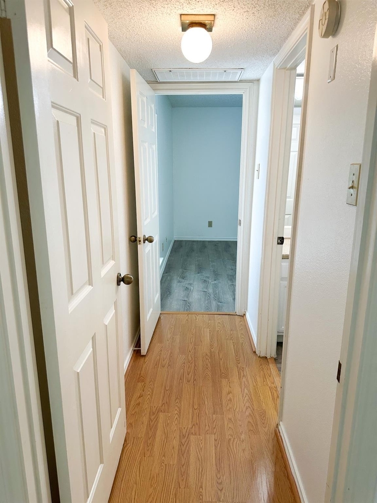 16301 Ledgemont Lane - Photo 4