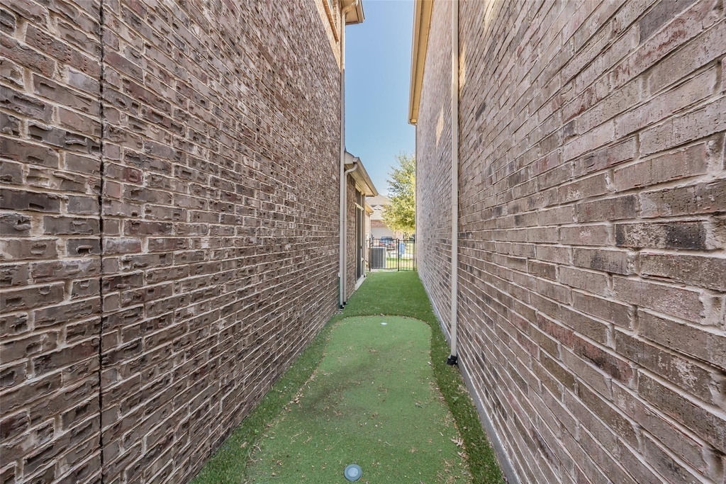 7513 Sunset Boulevard - Photo 28