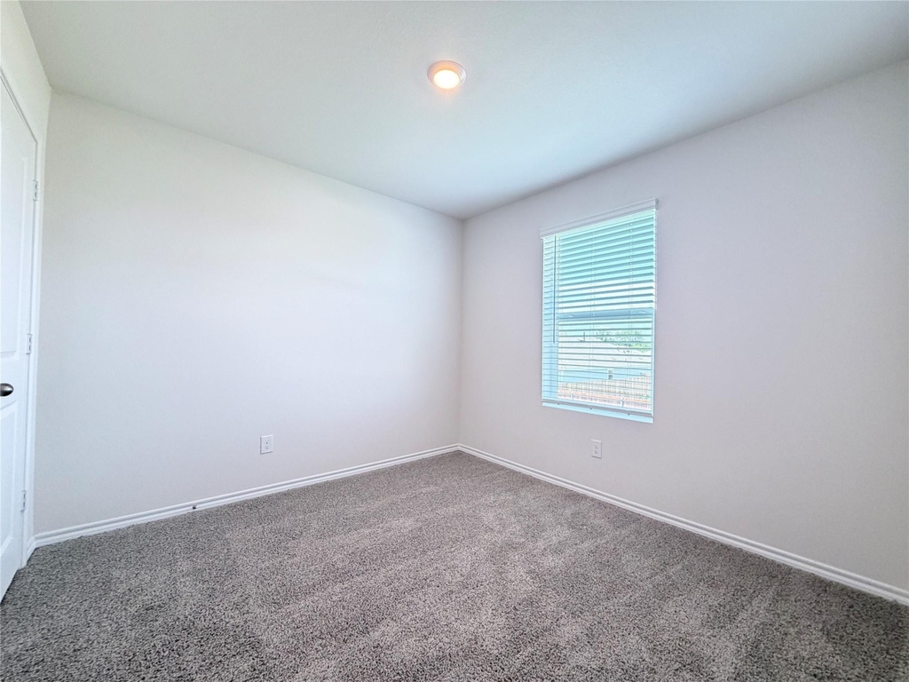 1137 Southfield Drive - Photo 11