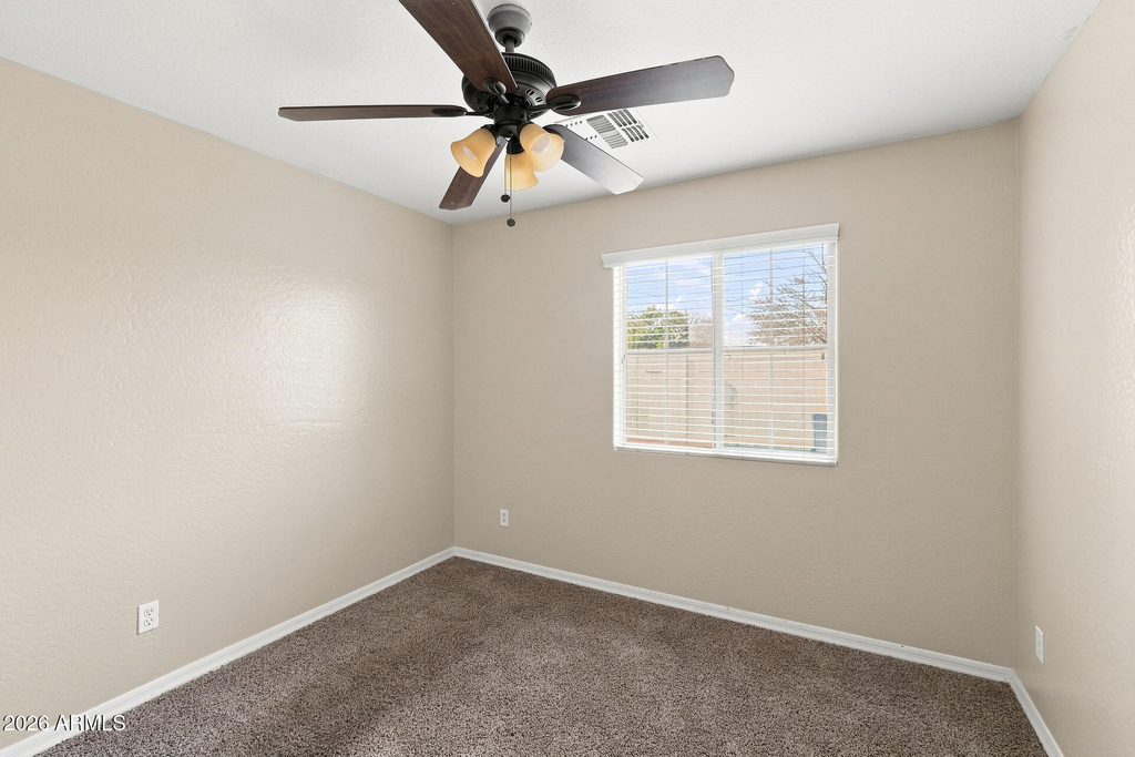 10417 W Magnolia Street - Photo 10
