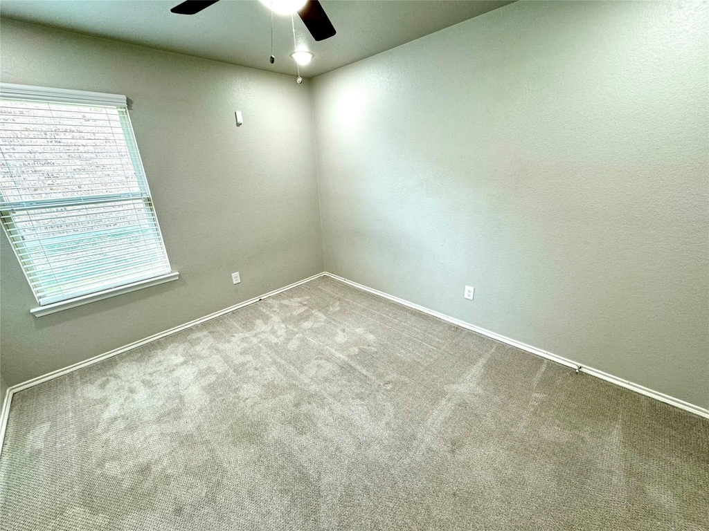 1812 Arbordale Way - Photo 4