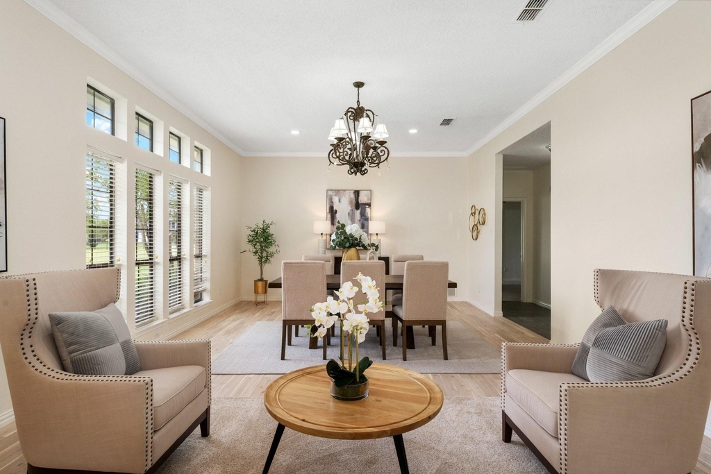 915 W Pleasant Run Road - Photo 4