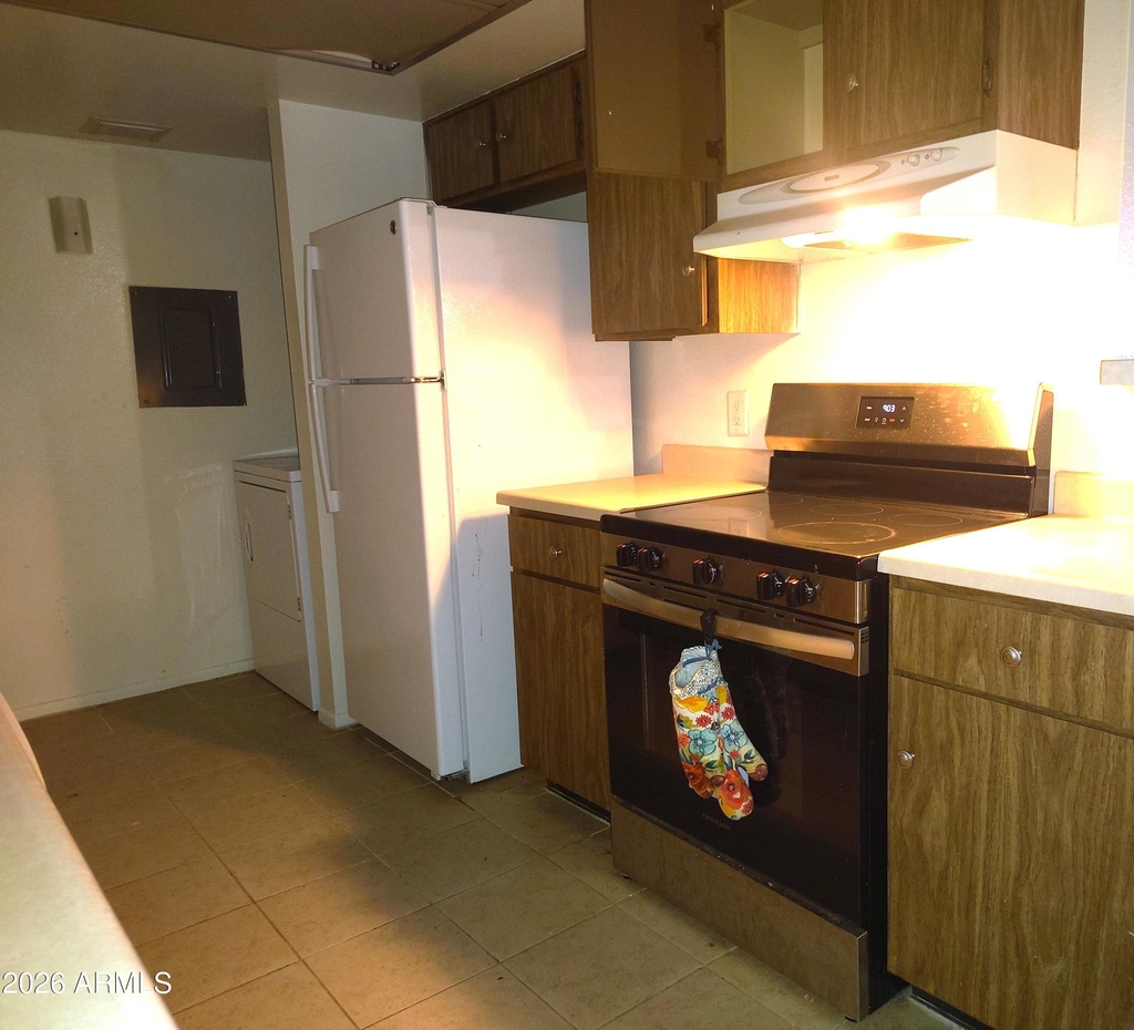 4608 W Maryland Avenue - Photo 3