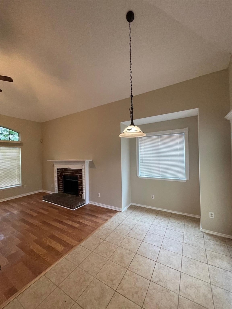 5516 Stone Meadow Lane - Photo 4