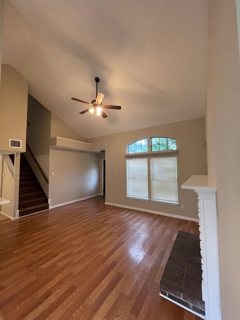 5516 Stone Meadow Lane - Photo 2
