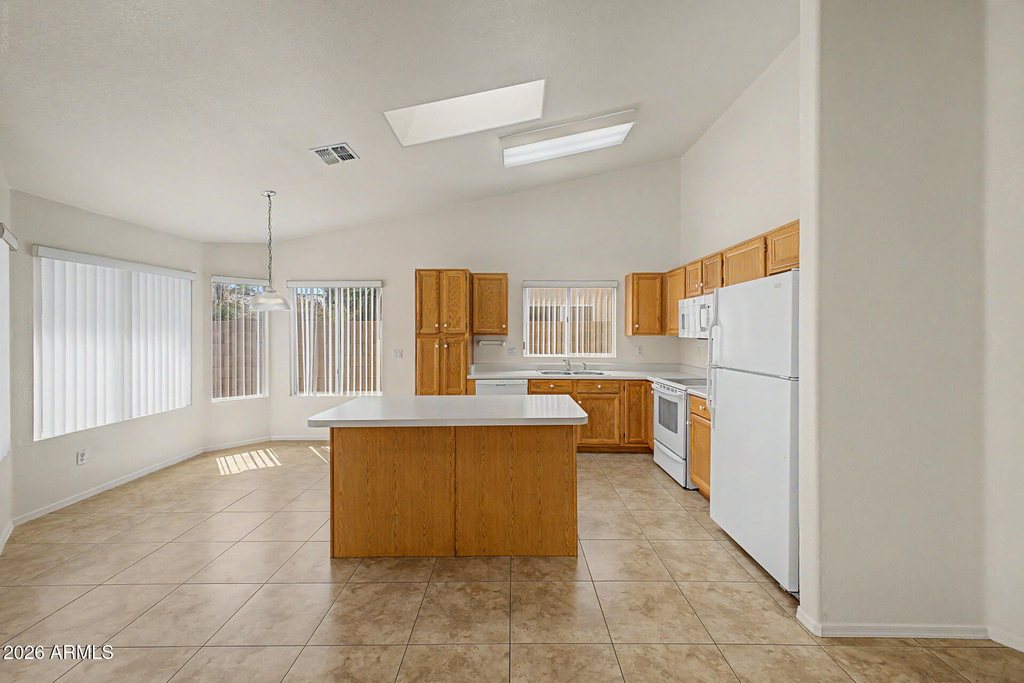 851 W Palo Verde Street - Photo 12