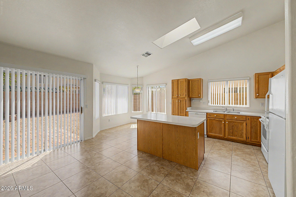 851 W Palo Verde Street - Photo 13