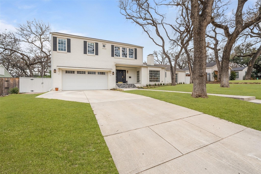 508 N Bailey Avenue - Photo 2