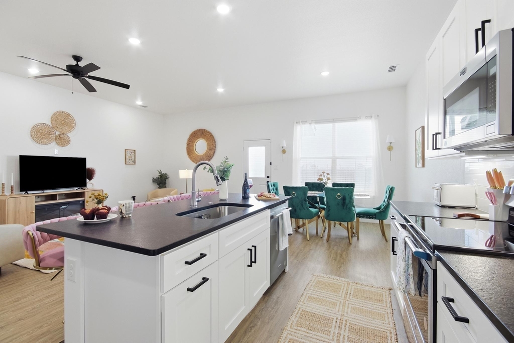 392 Kristie Path - Photo 7
