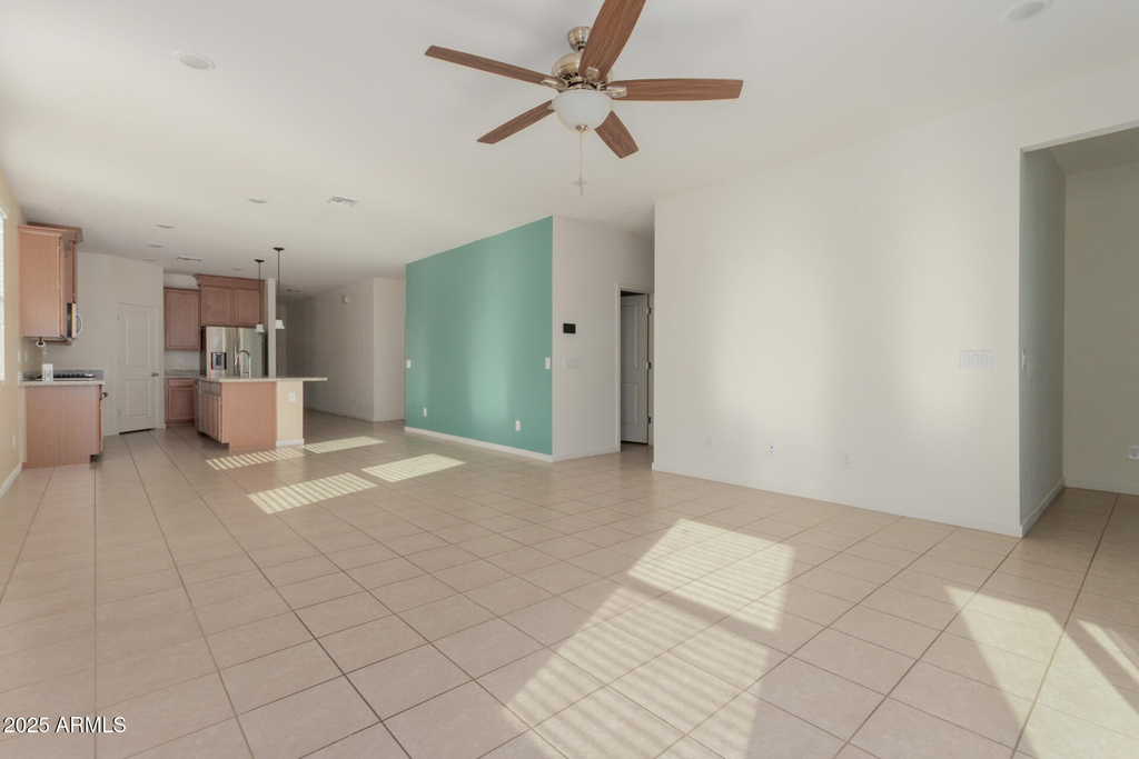 12329 W State Avenue - Photo 5