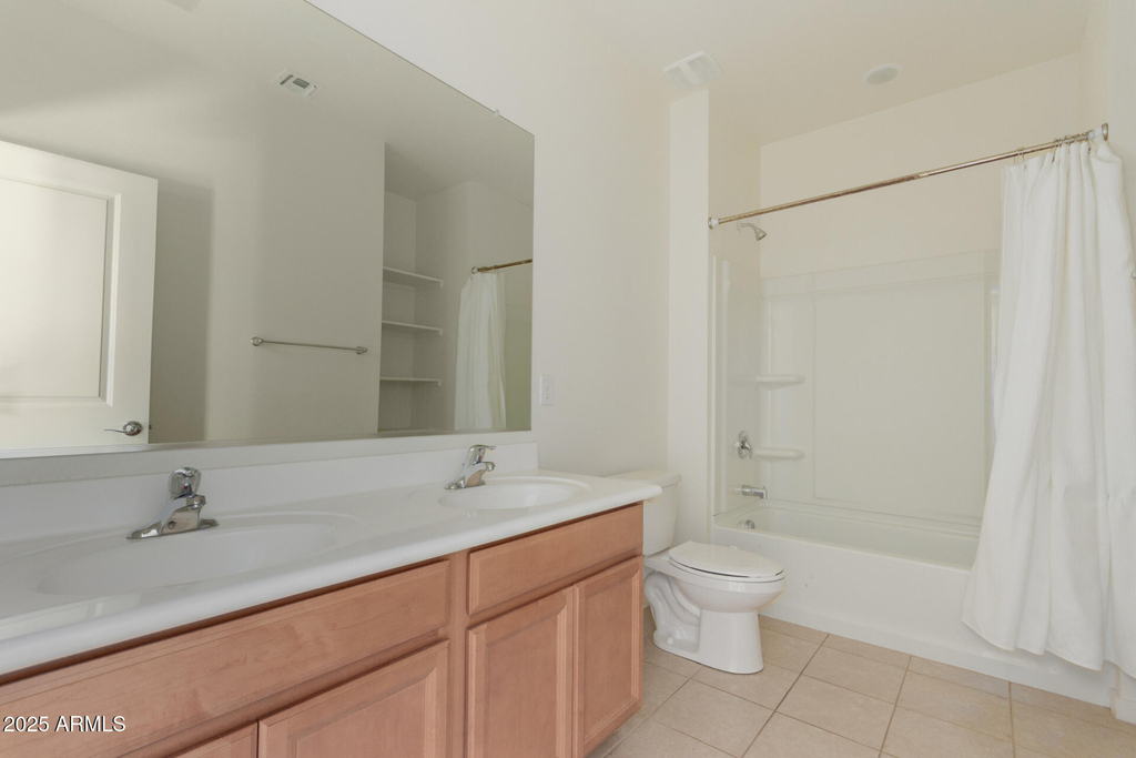 12329 W State Avenue - Photo 22