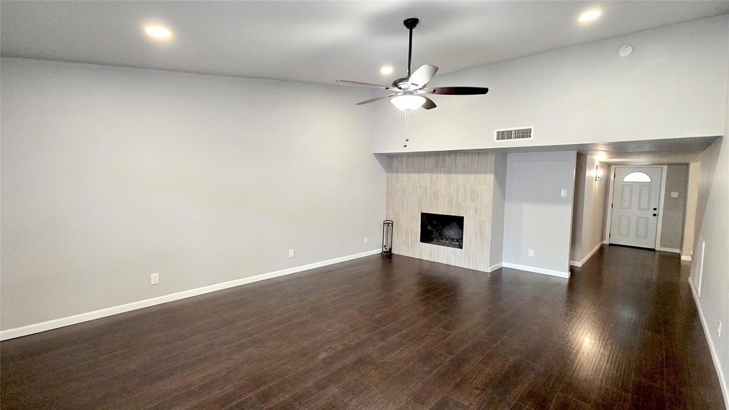 2813 Ripplewood Drive - Photo 2