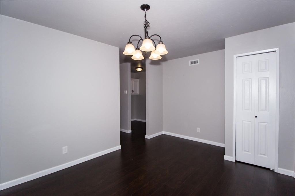 2813 Ripplewood Drive - Photo 12