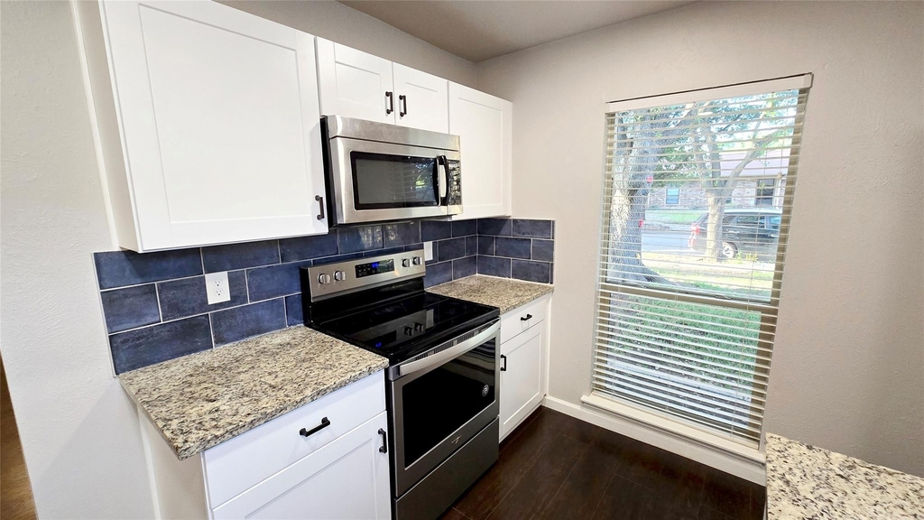 2813 Ripplewood Drive - Photo 7