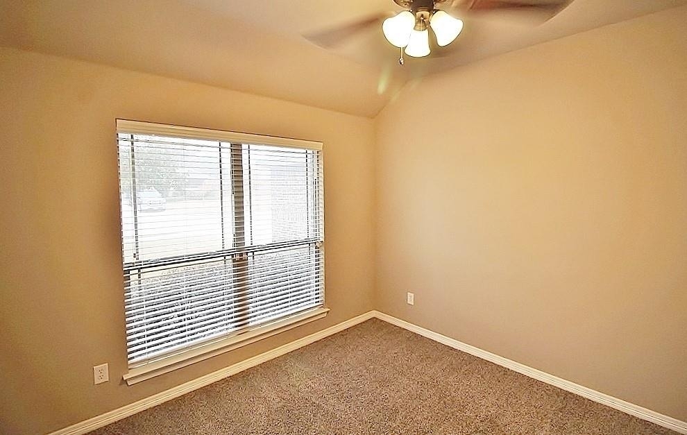 122 Sierra Drive - Photo 18