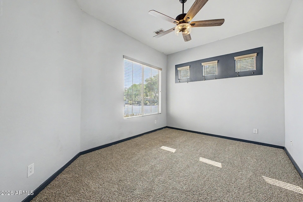 1902 E Desert Lane - Photo 31