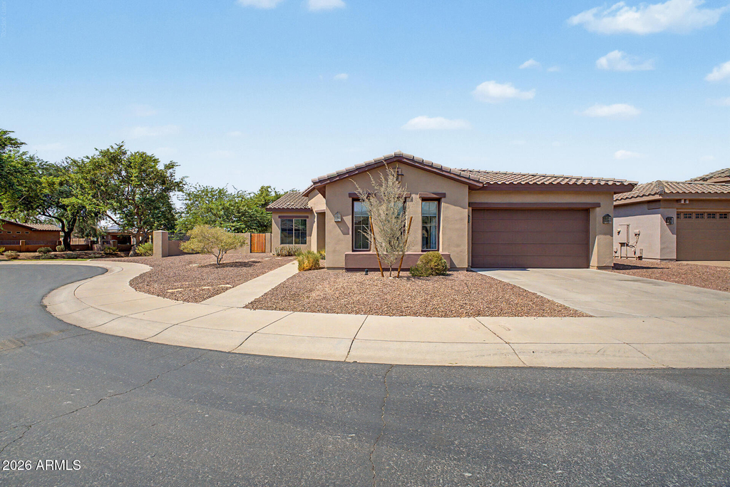 1902 E Desert Lane - Photo 0