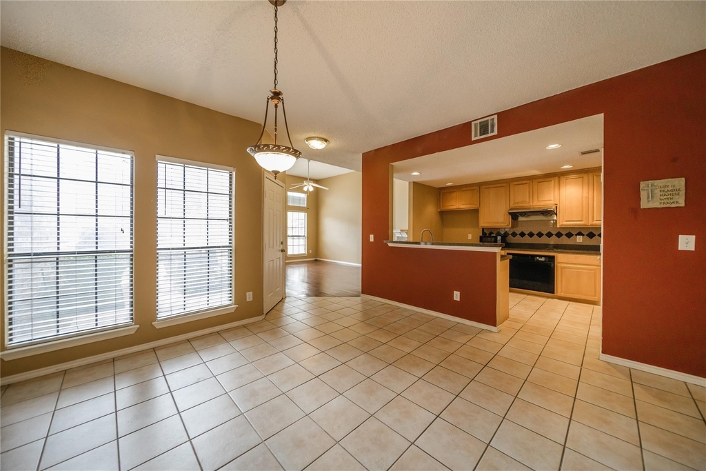 3325 Devonshire Drive - Photo 8