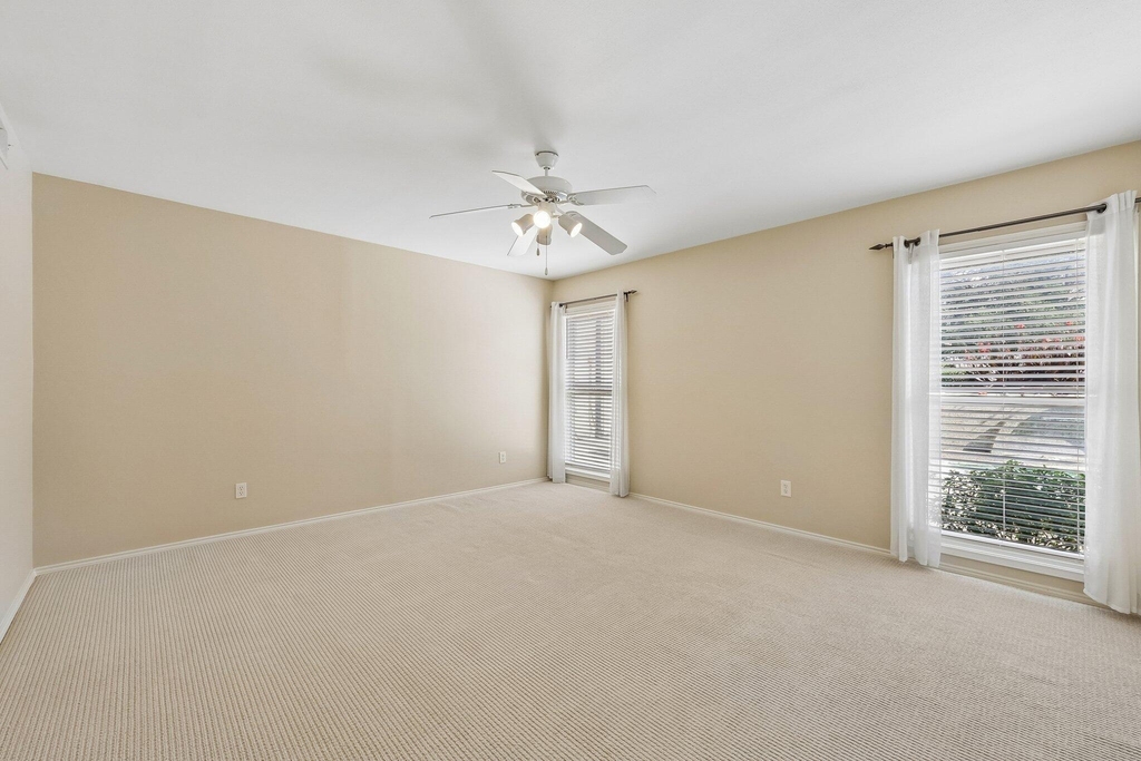 7730 Meadow Road - Photo 5
