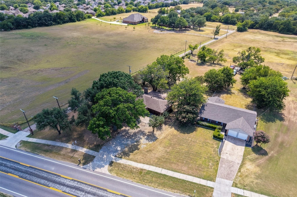 532 S Fm 1187 - Photo 30