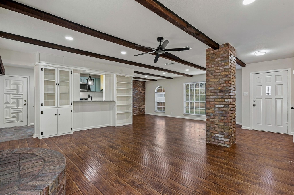532 S Fm 1187 - Photo 7