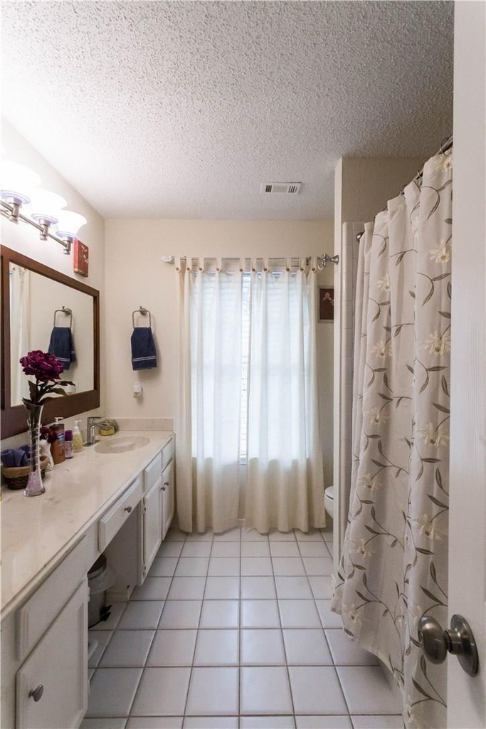 6103 Crystalwood Court - Photo 17