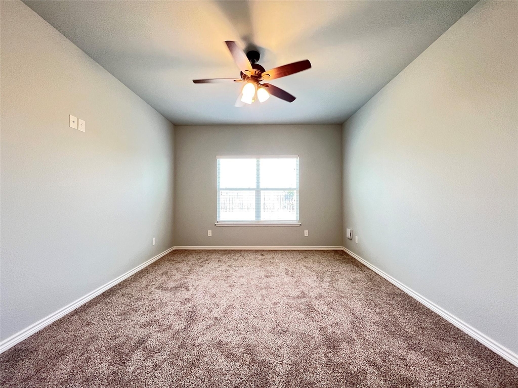 808 E Northside Drive - Photo 5