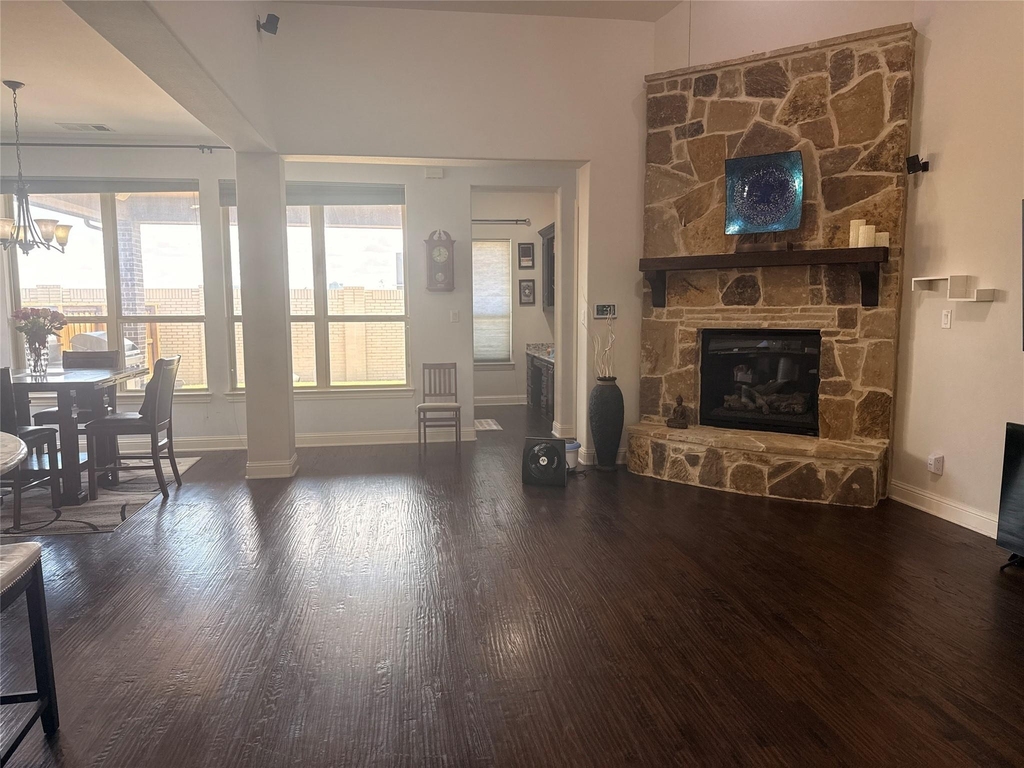416 Vine Street - Photo 1