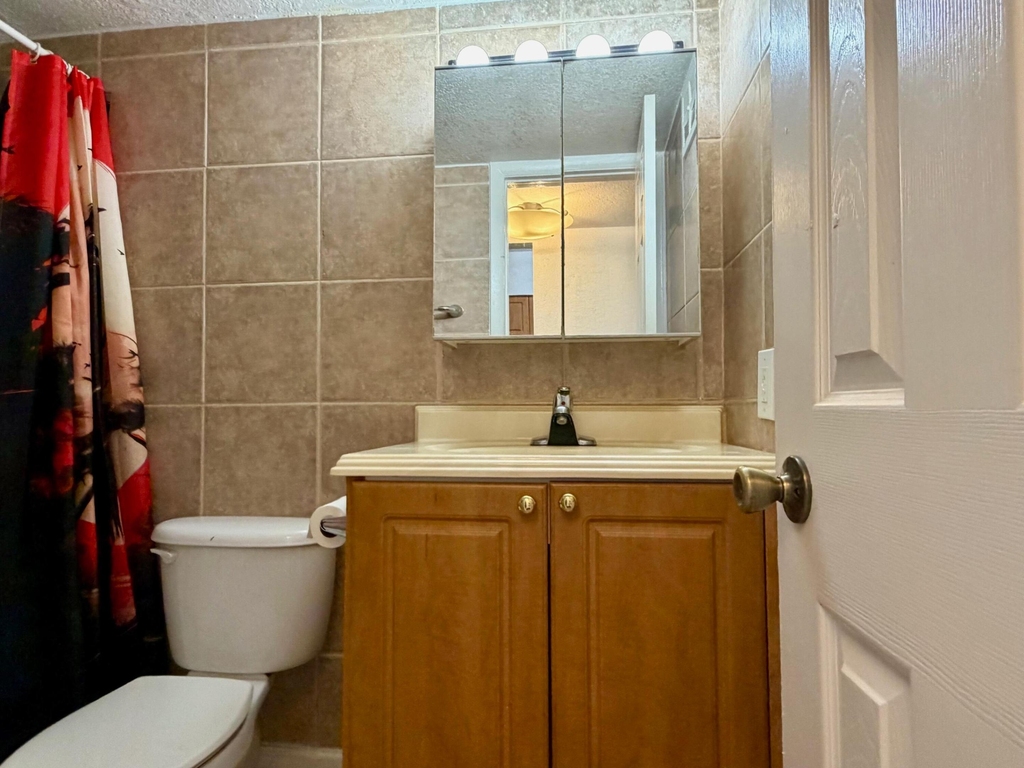 2607 Ne 8th Avenue - Photo 10