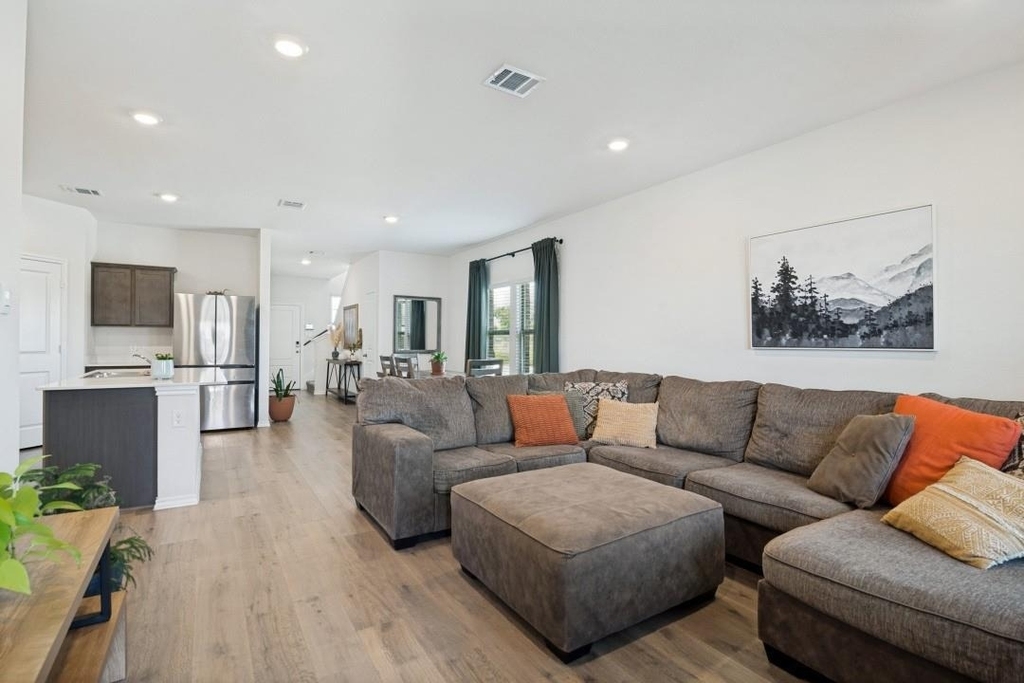 801 Sunrise Lane - Photo 8