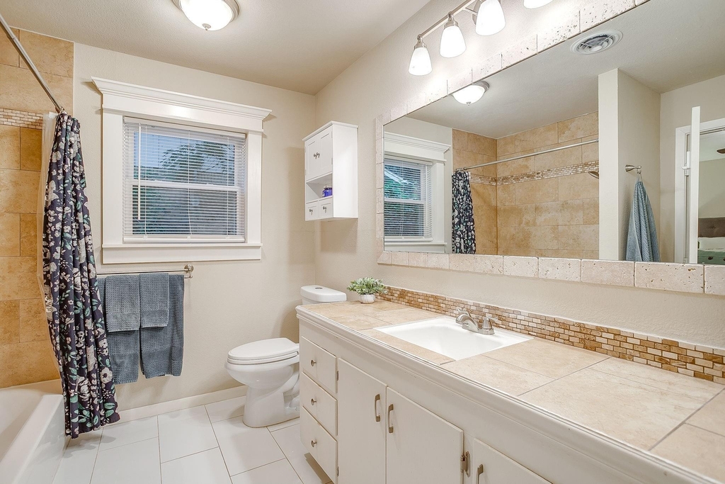5248 Greene Avenue - Photo 20