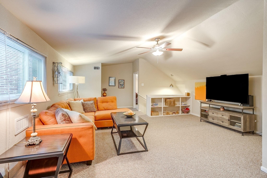 5248 Greene Avenue - Photo 33