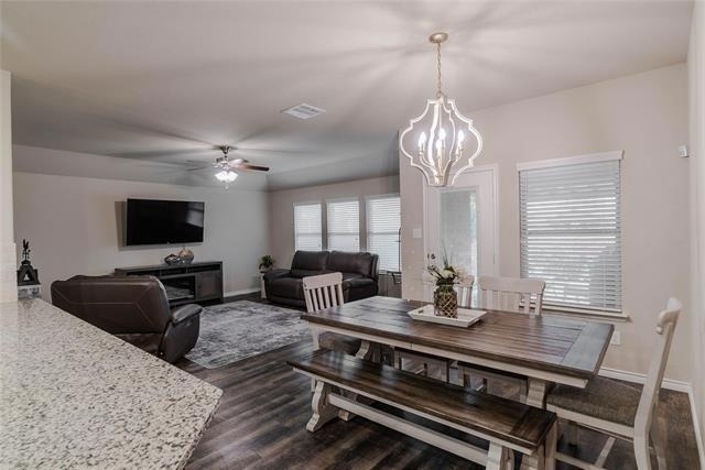 562 Jamestown Lane - Photo 2