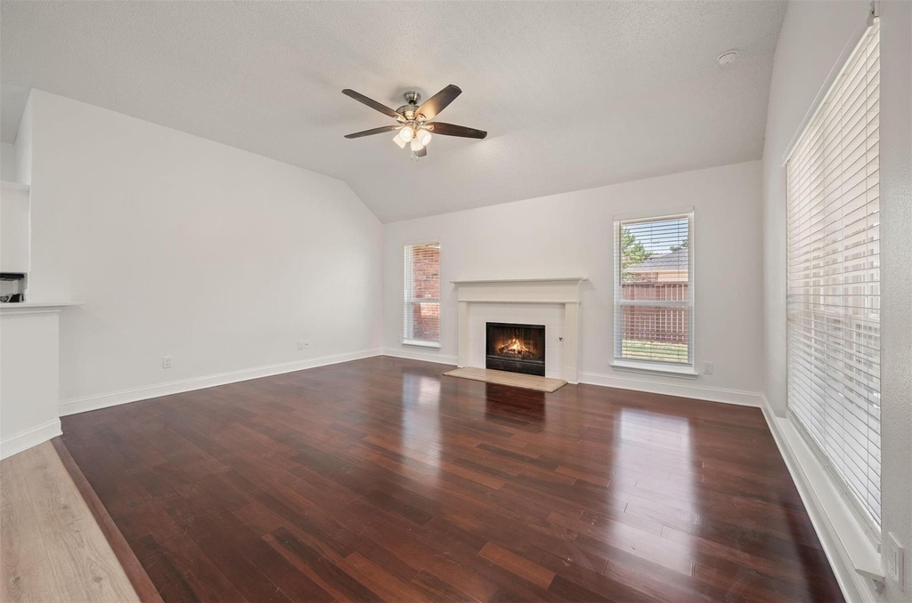 11000 Trestles Road - Photo 2