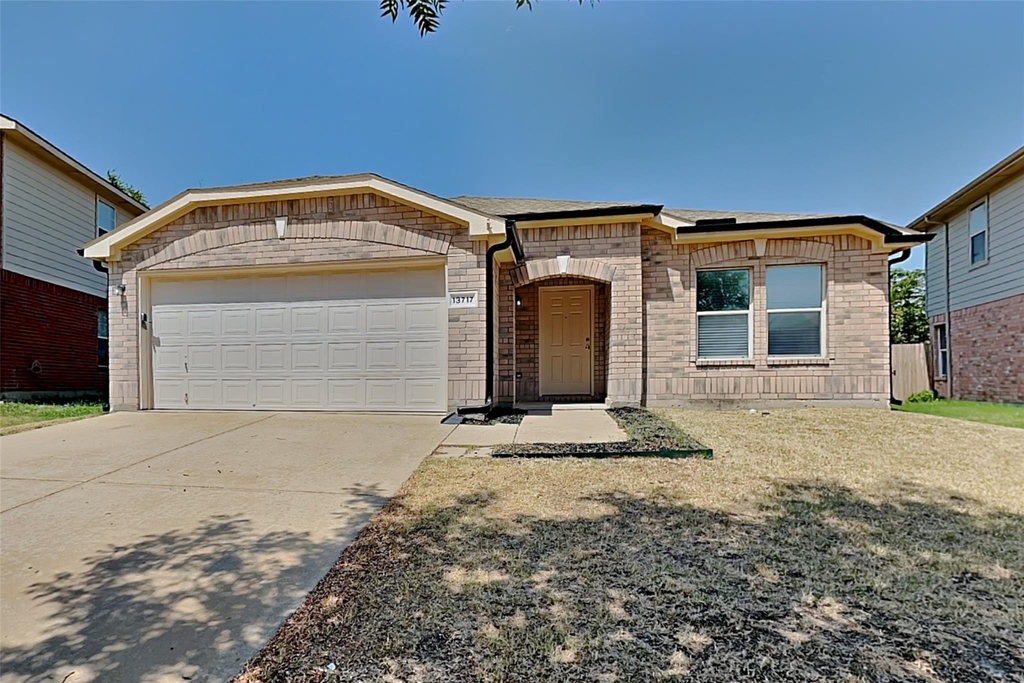 13717 Canyon Ranch Road - Photo 0