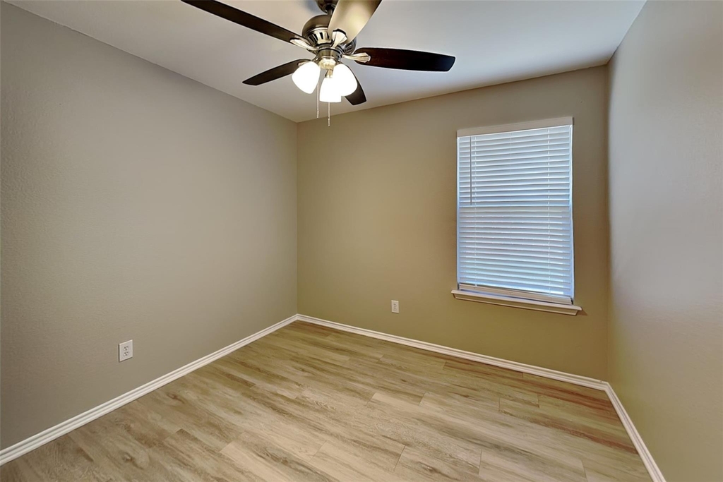 13717 Canyon Ranch Road - Photo 13