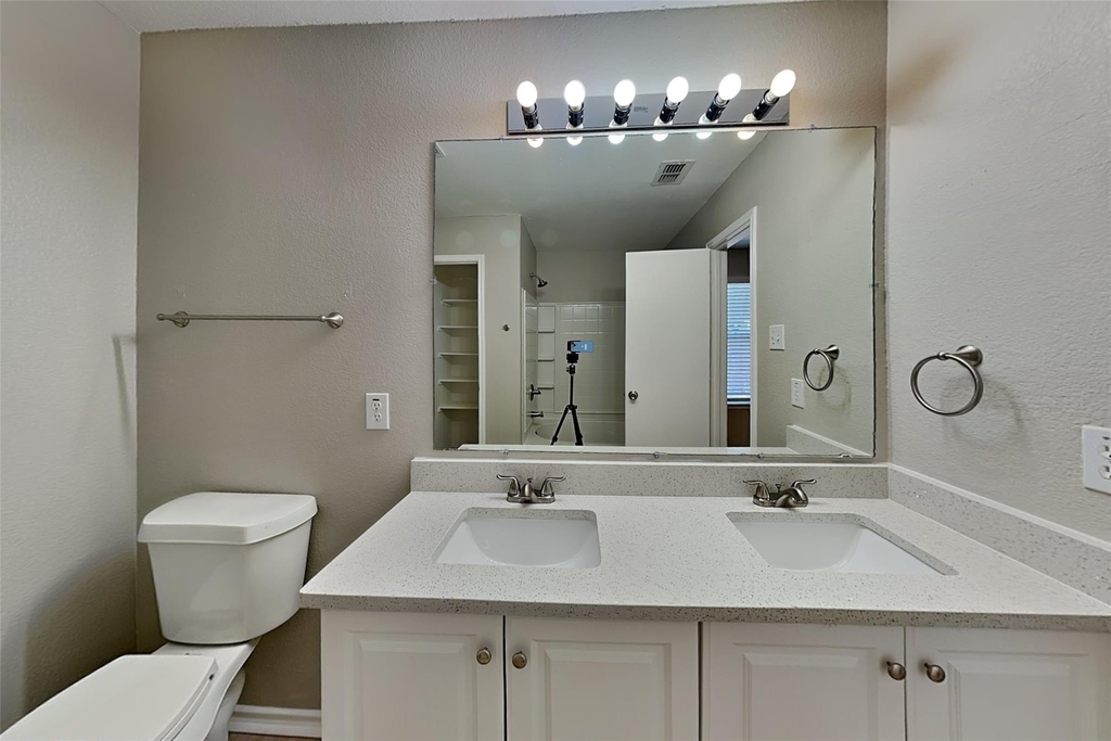 13717 Canyon Ranch Road - Photo 10