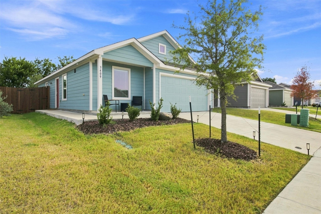 3409 Flicker Lane - Photo 4