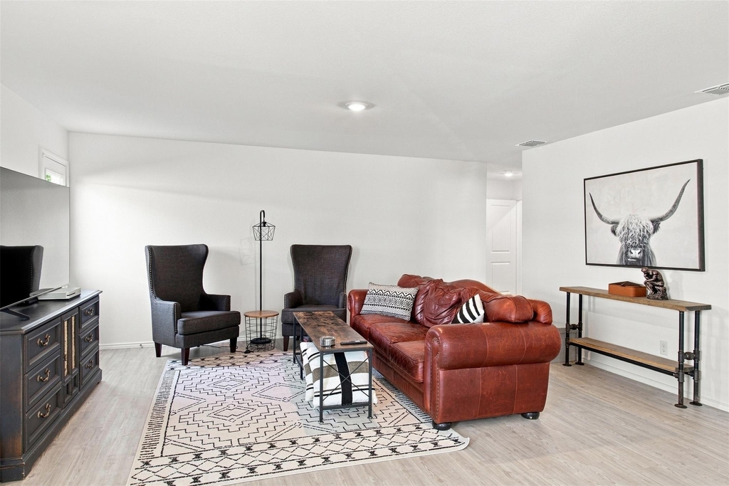 3409 Flicker Lane - Photo 8