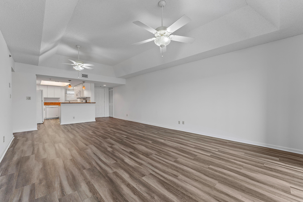 700 Uno Lago Drive - Photo 58