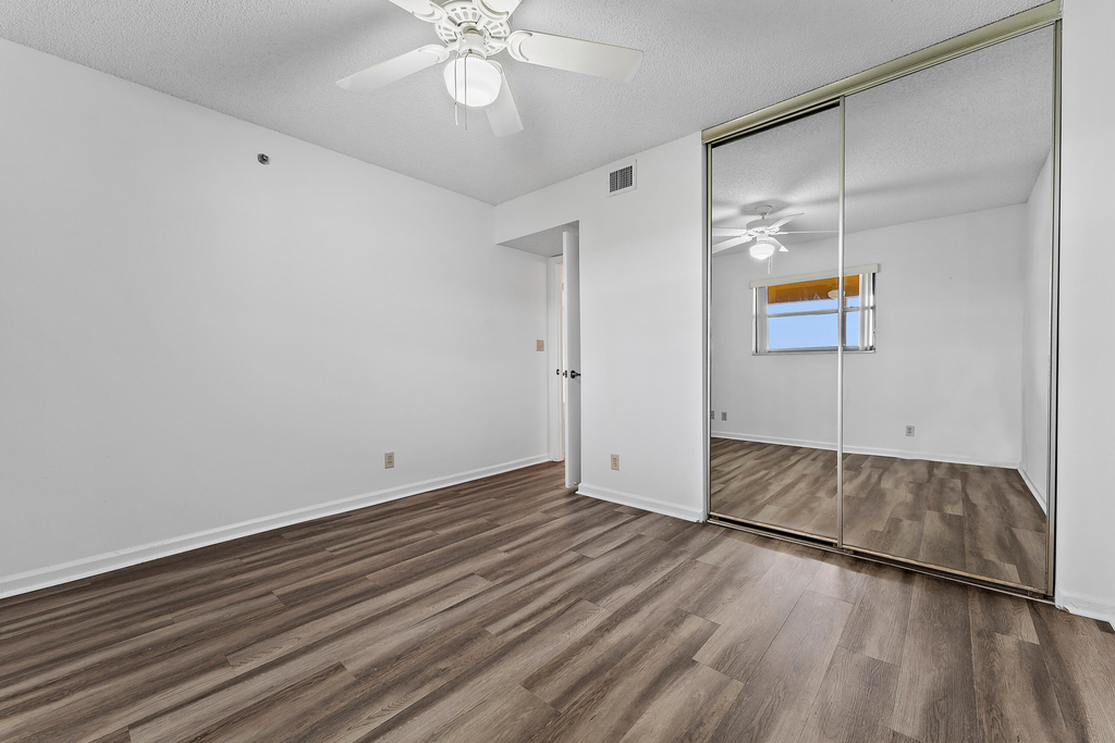 700 Uno Lago Drive - Photo 63