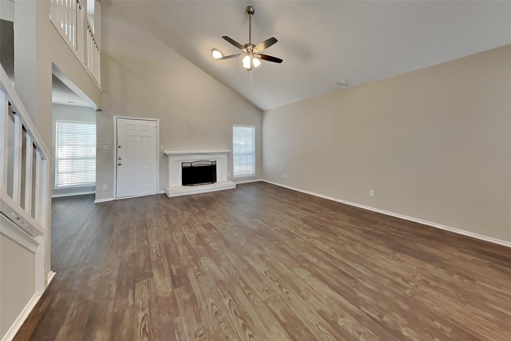 425 Kent Drive - Photo 1