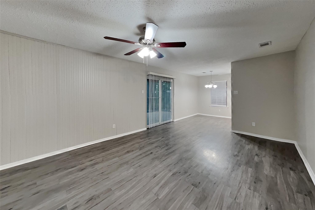 1558 Town Bluff Street - Photo 1