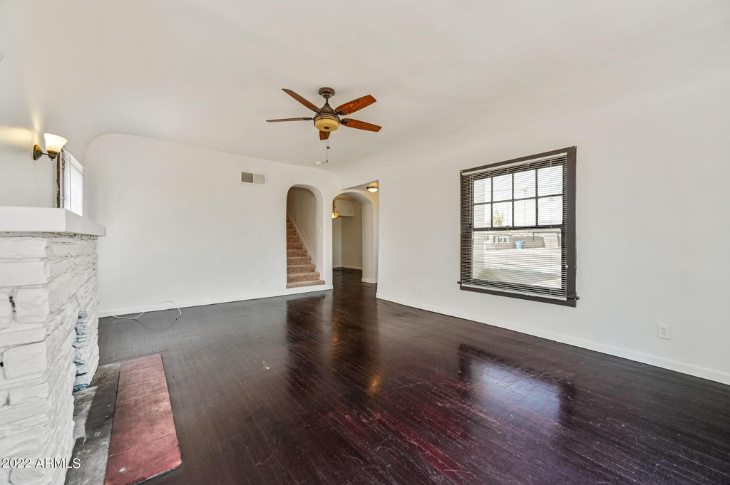 3949 E Earll Drive - Photo 4