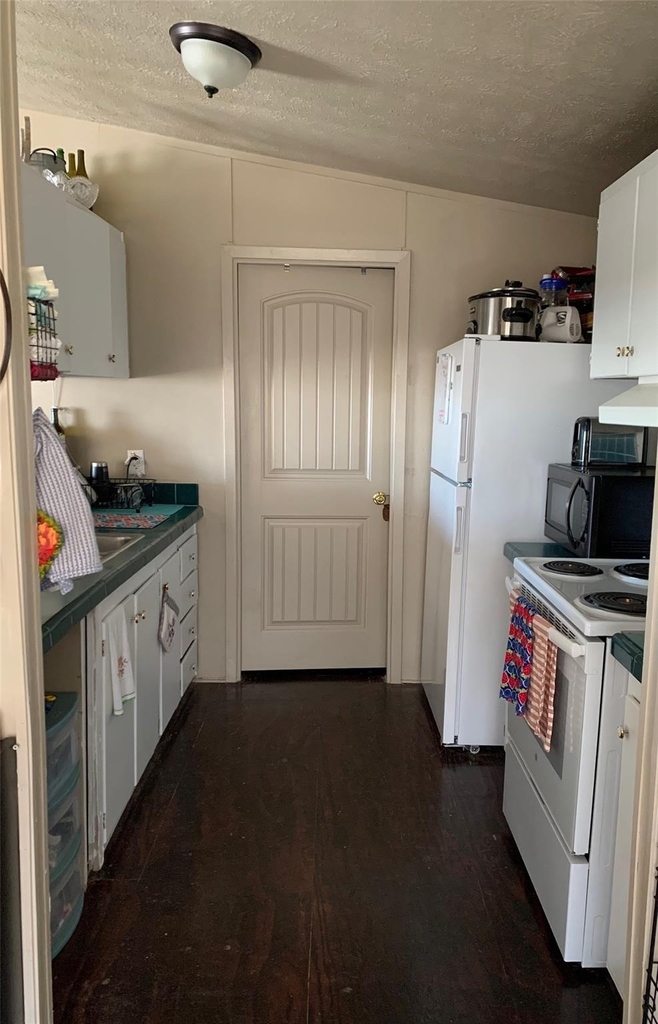 919 Chandry Circle - Photo 8
